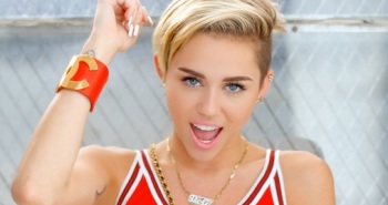 Photo from http://www.urbansplatter.com/miley-cyrus-la-studio-city-home-3-9-million/