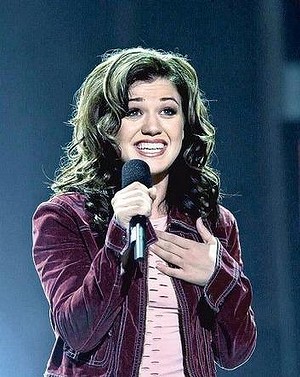 Kelly-Clarkson-American-Idol first winner